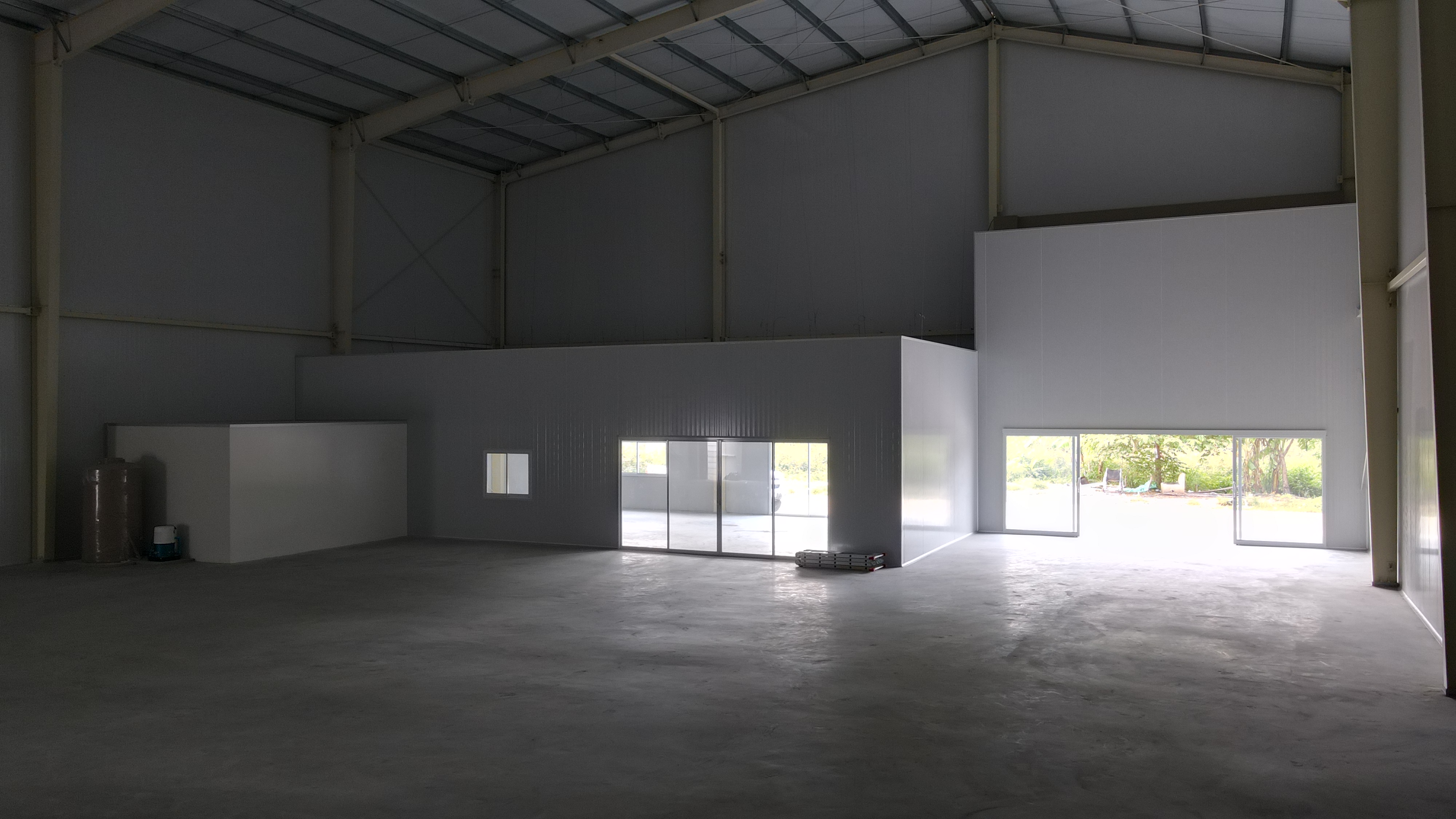 ภาพบรรยากาศอาคารช่วงแสงเย็น