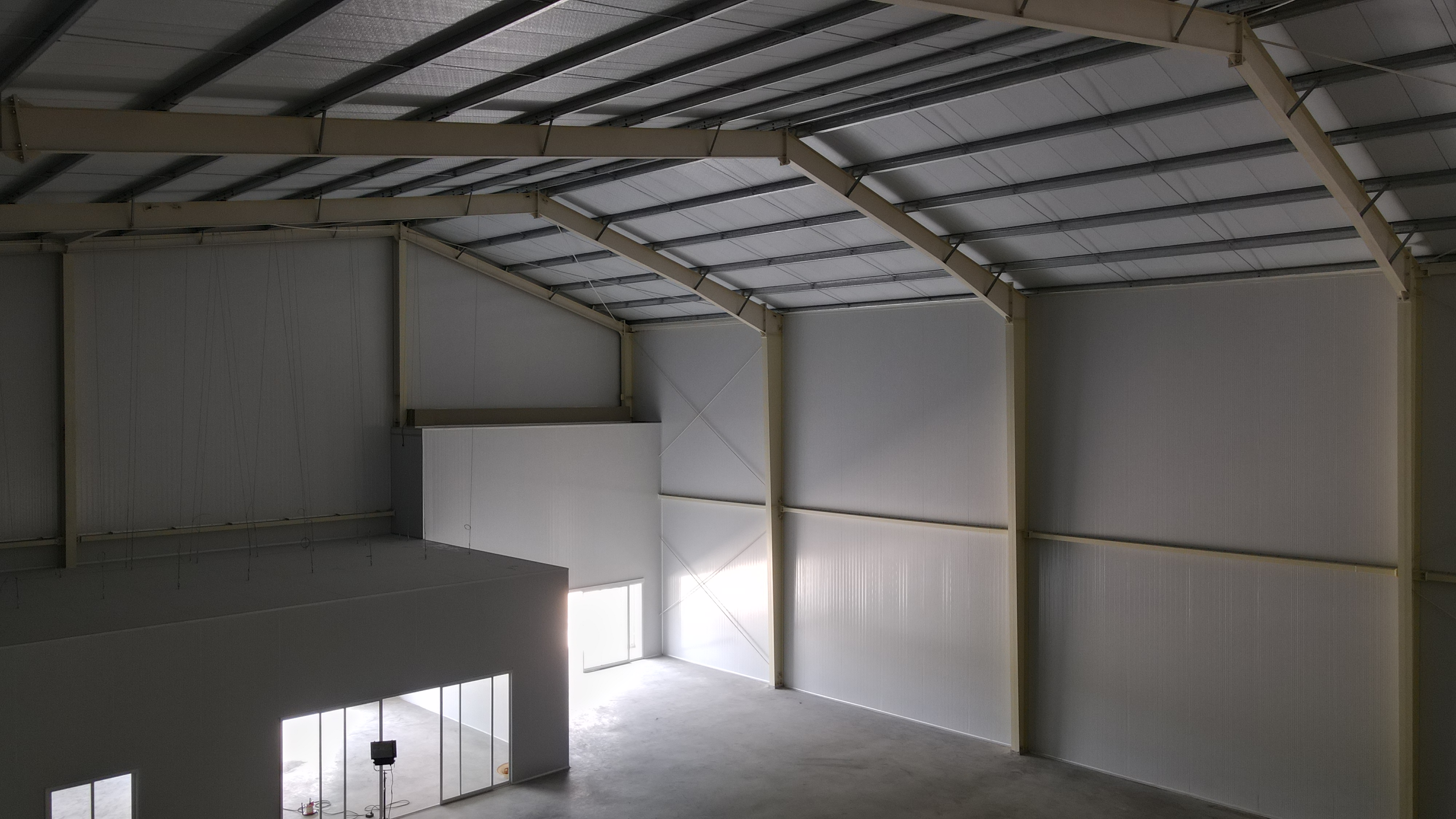 ภาพรวมโรงงานและพื้นที่รอบอาคาร