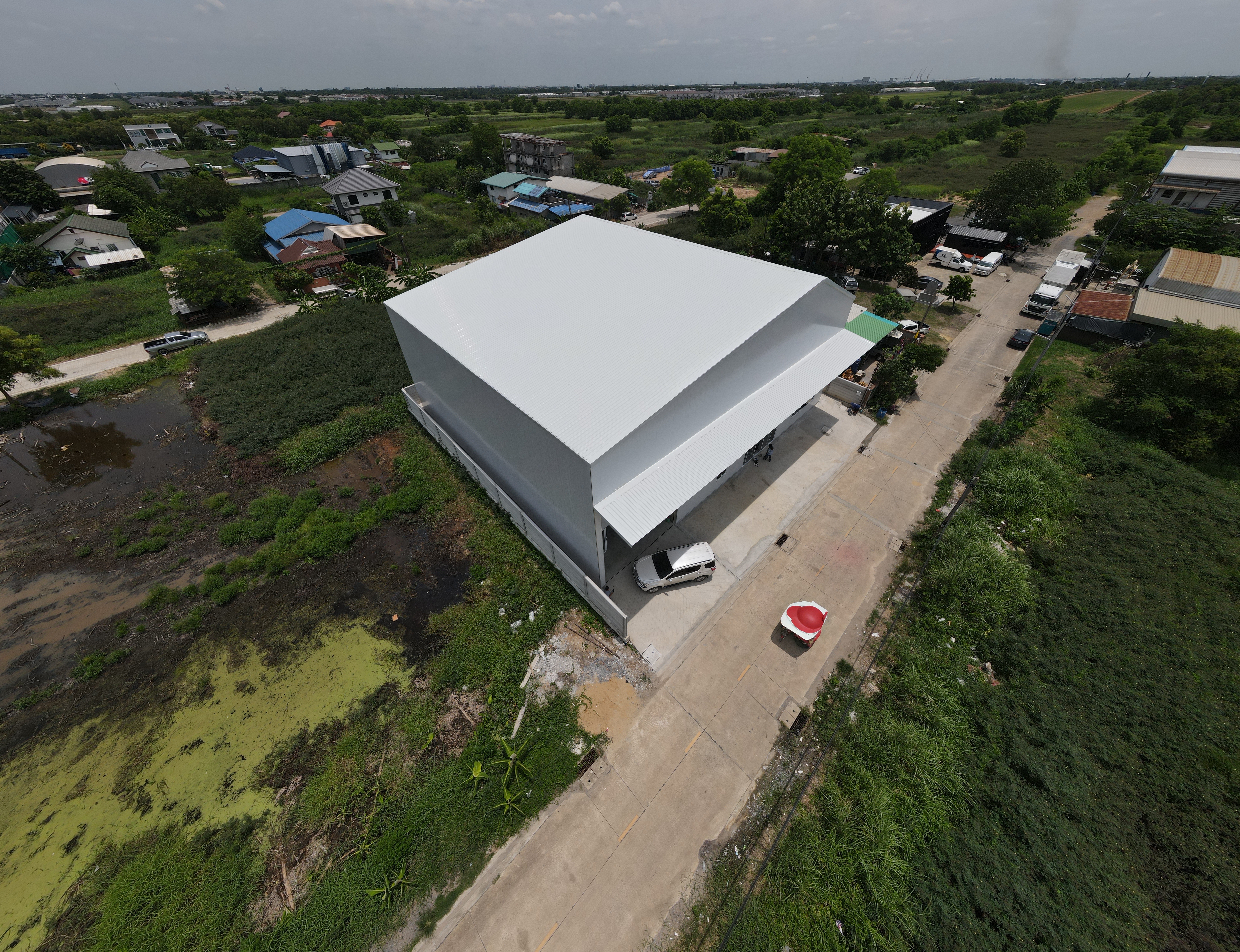 ภาพรวมโรงงานและพื้นที่รอบอาคาร