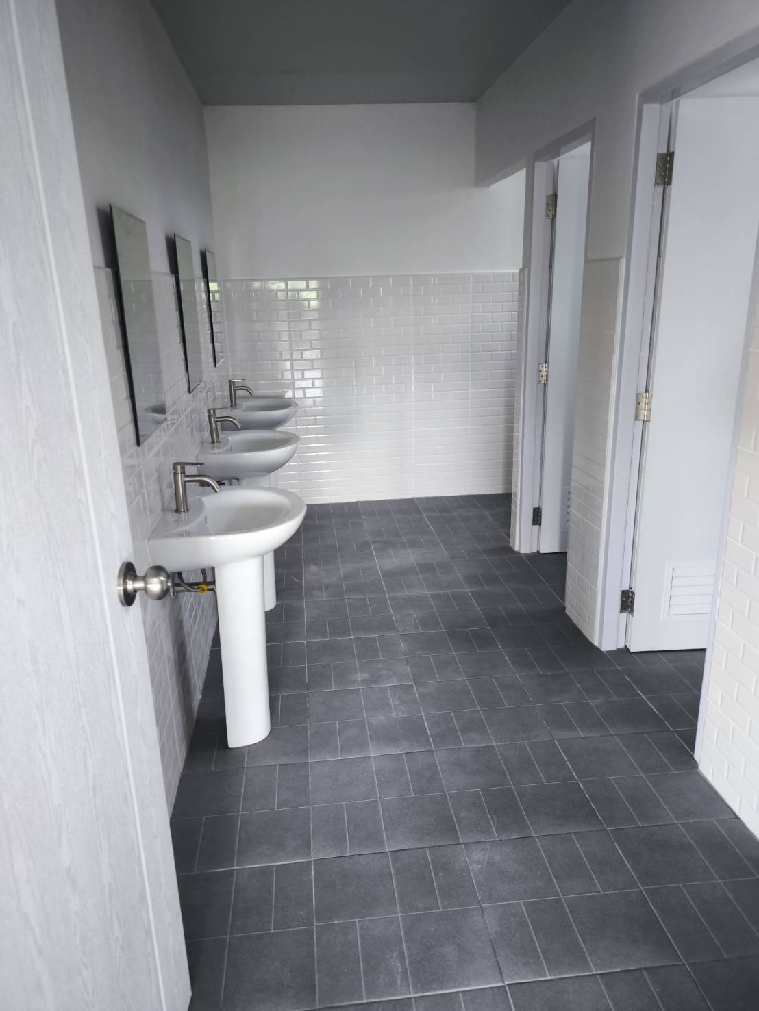 ภาพรวมโรงงานและพื้นที่รอบอาคาร