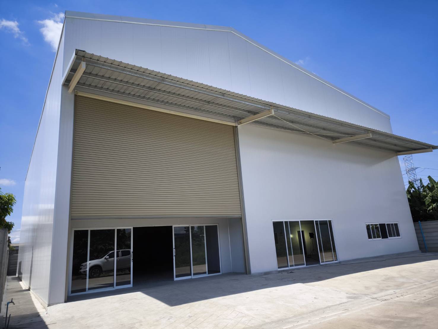 ภาพประกอบงานก่อสร้างอาคารอุตสาหกรรม